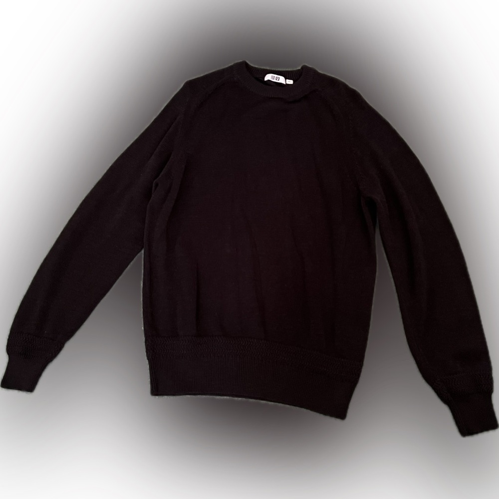 Uniqlo Black Crew Neck Open Knit Sweater Size M